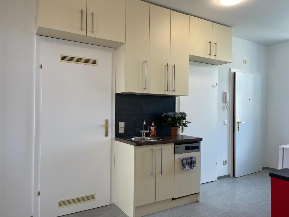 Peaceful Apartment For 4 فيينا المظهر الخارجي الصورة